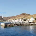 Villa Kydippi Kea *