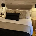 Villa Kydippi Kea *