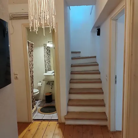 Kydippi Kea * Korissia (Kea)