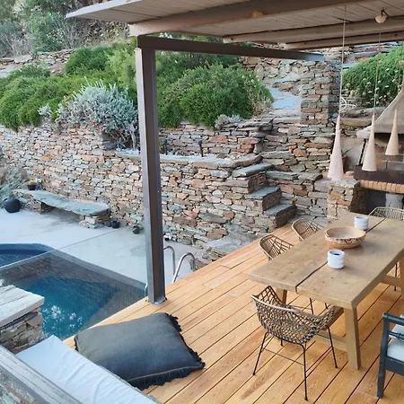 Kydippi Kea Villa